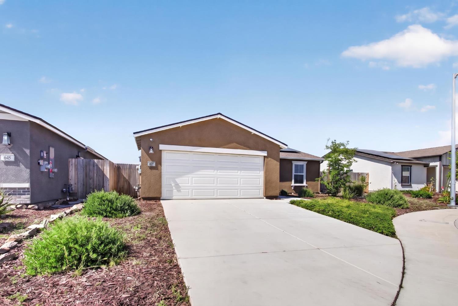 627 Elizabeth Court Merced CA 95341