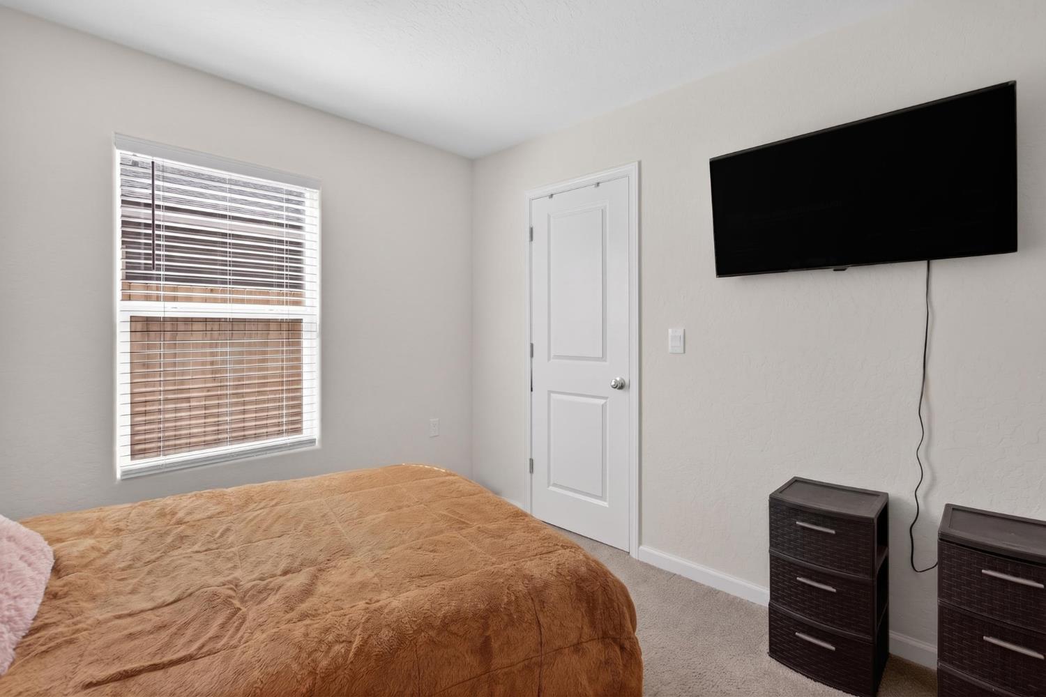 627 Elizabeth Court Merced CA 95341