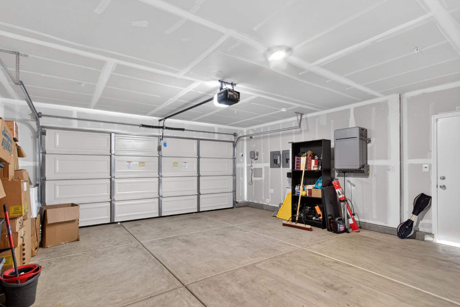627 Elizabeth Court Merced CA 95341