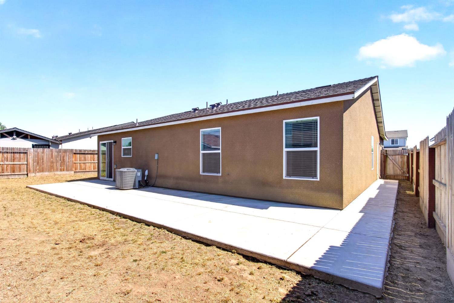 627 Elizabeth Court Merced CA 95341