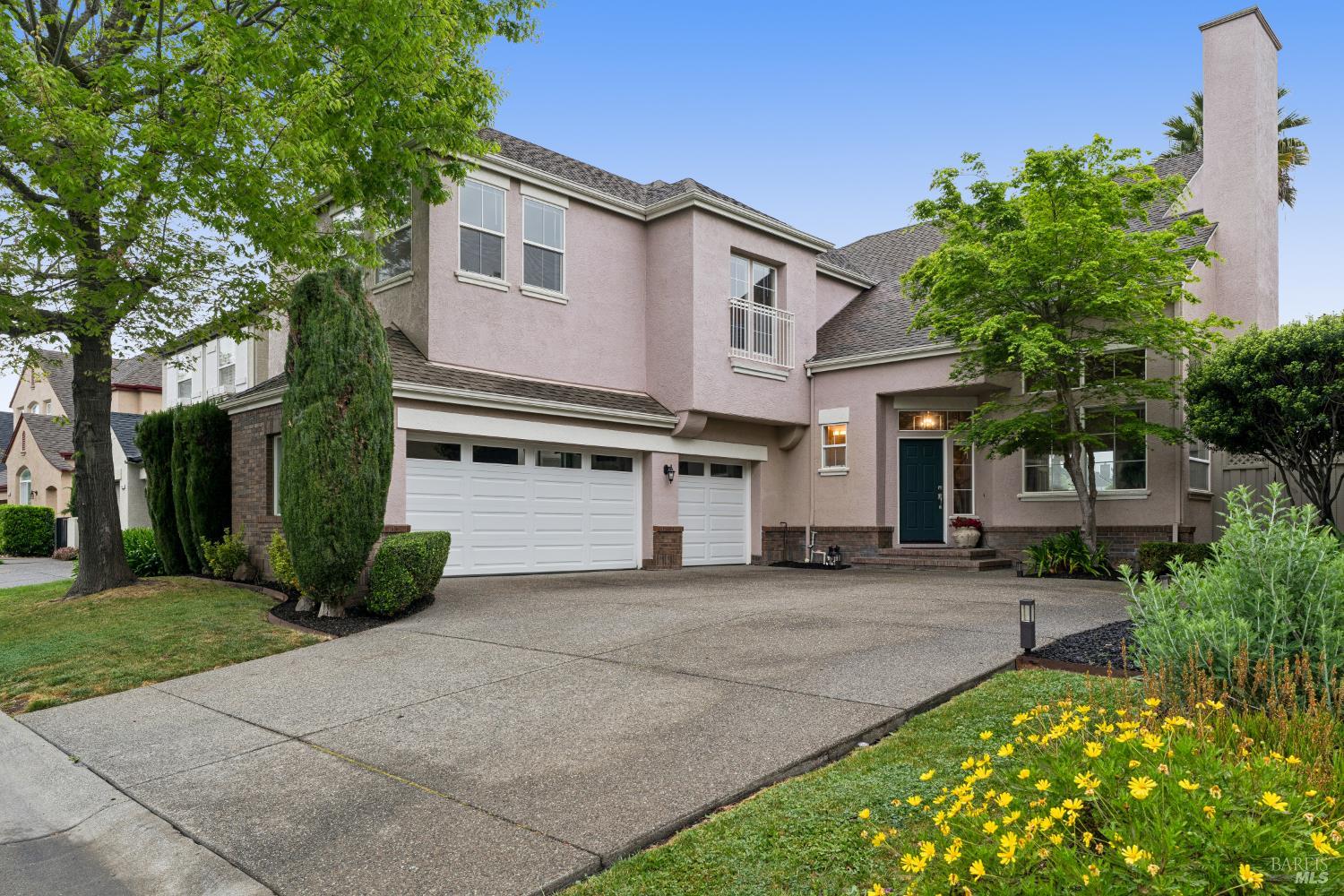 2147 Falcon Ridge Drive Petaluma CA 94954