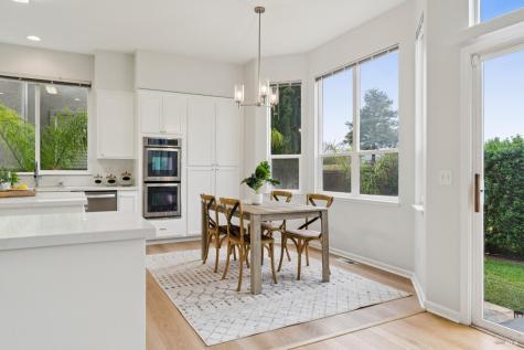 2147 Falcon Ridge Drive Petaluma CA 94954