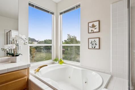 2147 Falcon Ridge Drive Petaluma CA 94954