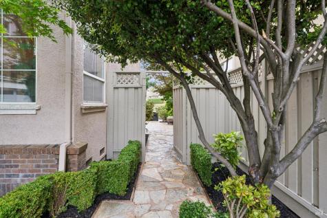 2147 Falcon Ridge Drive Petaluma CA 94954