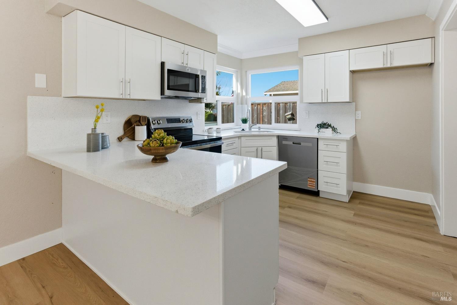 482 Vivienne Drive Watsonville CA 95076