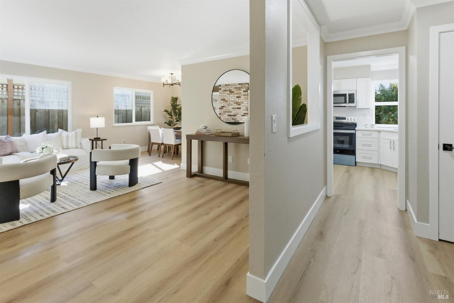 482 Vivienne Drive Watsonville CA 95076