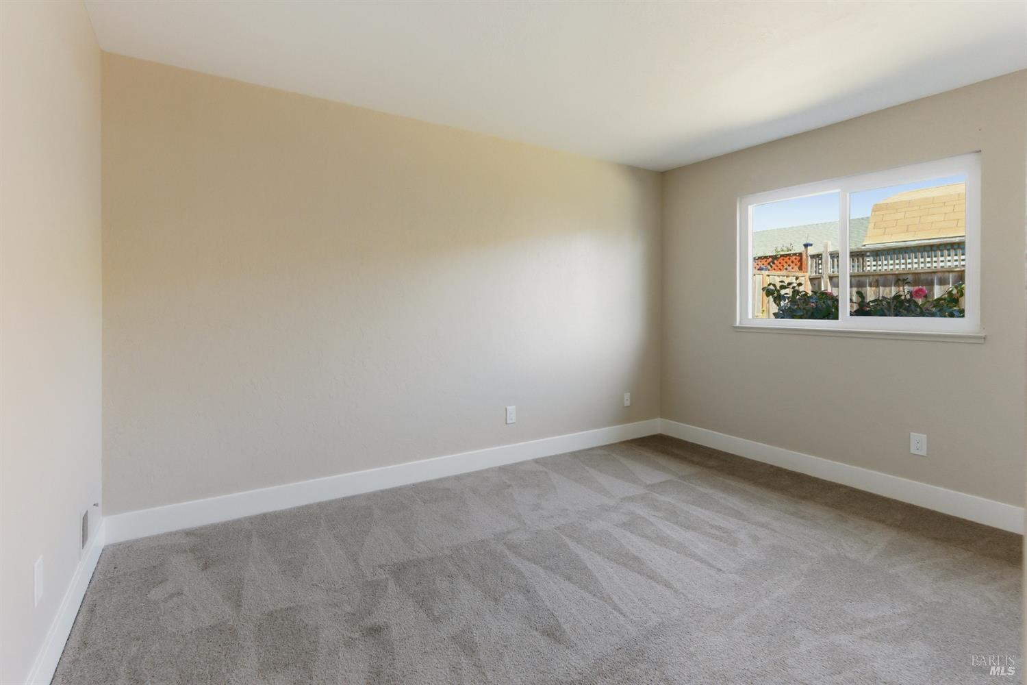 482 Vivienne Drive Watsonville CA 95076