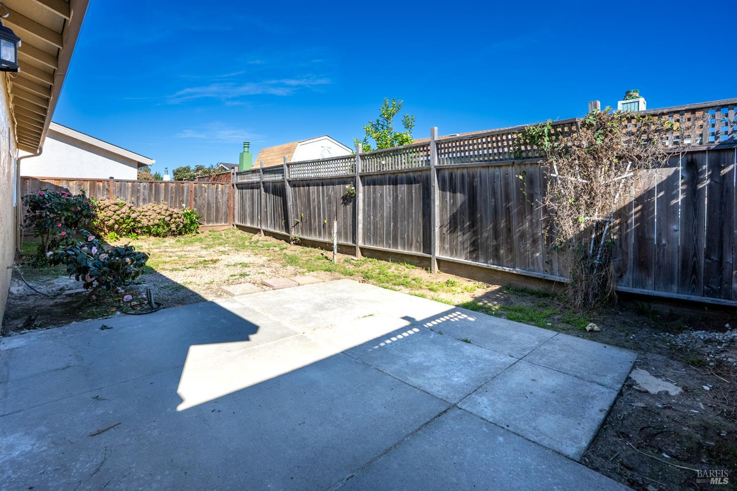 482 Vivienne Drive Watsonville CA 95076
