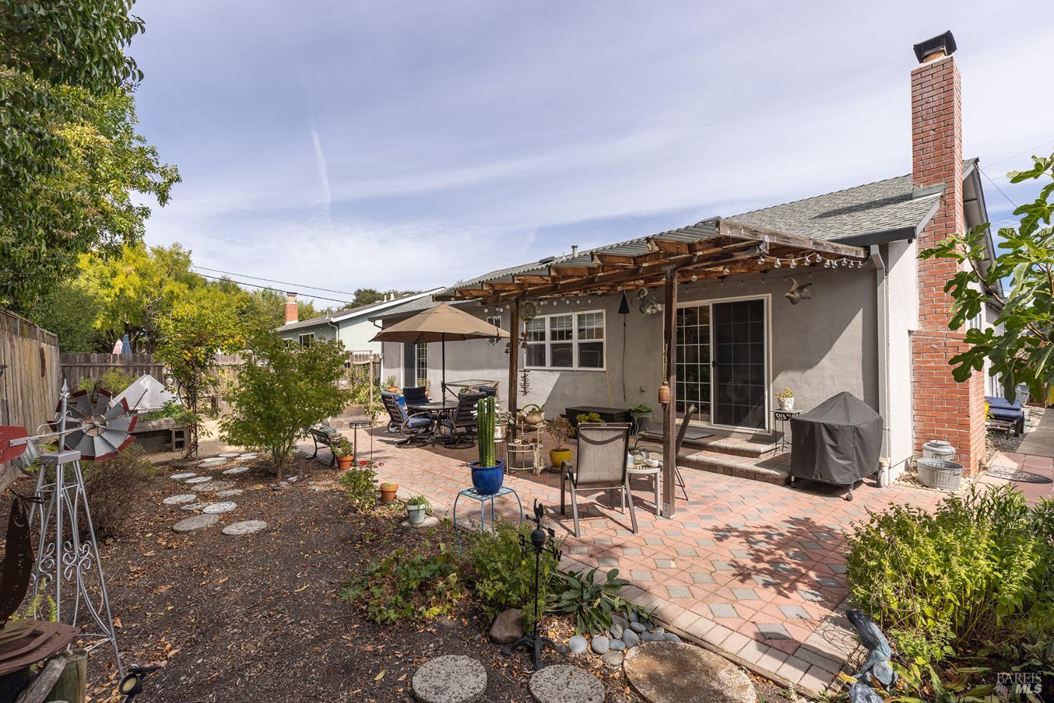 204 Sutter Street Petaluma CA 94954