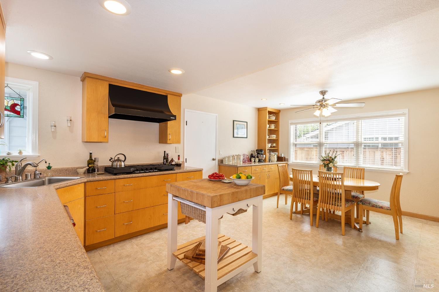 204 Sutter Street Petaluma CA 94954