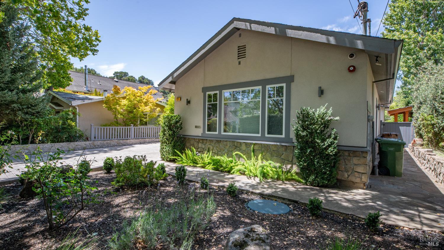 21 Eye Street San Rafael CA 94901