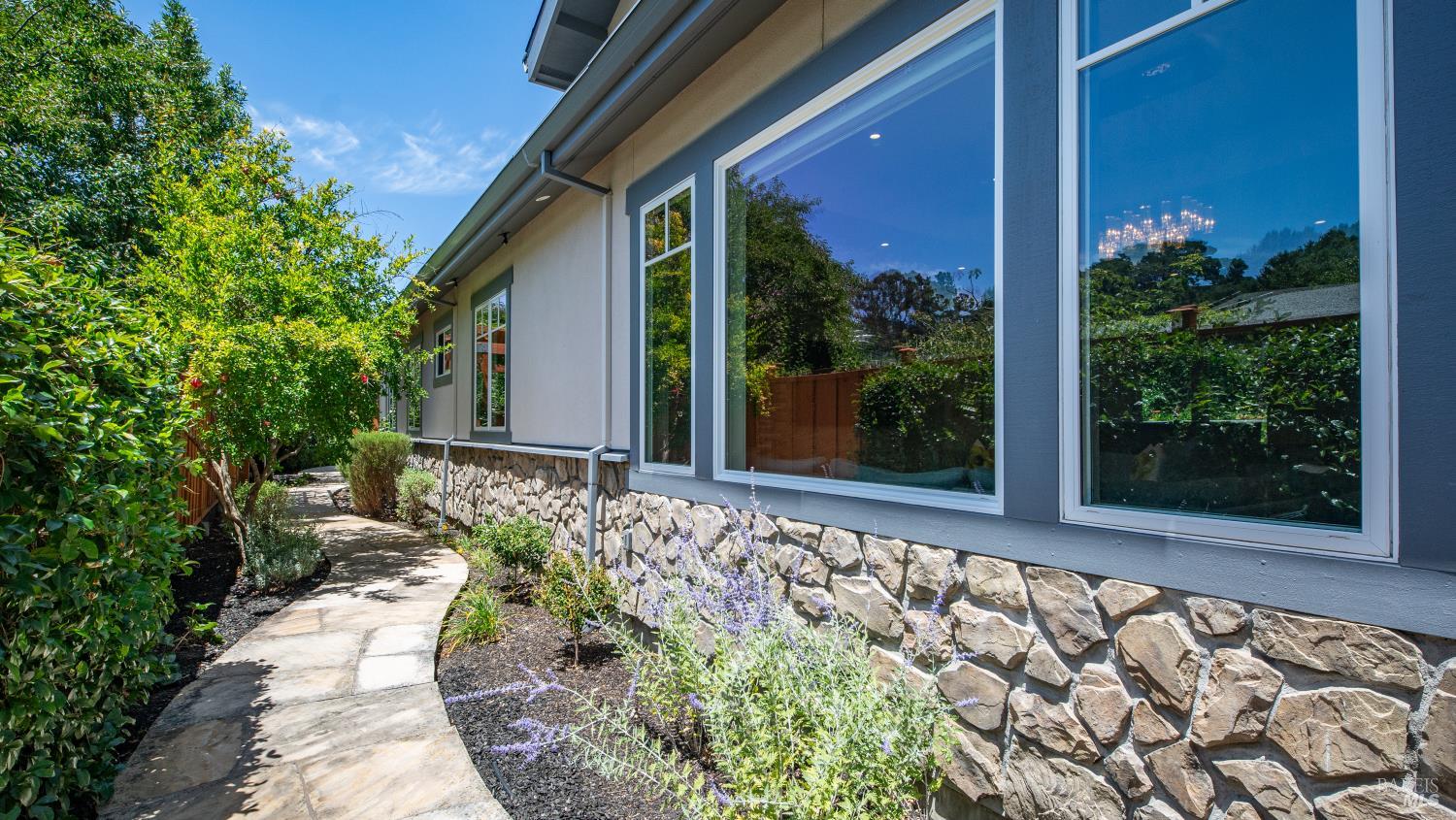 21 Eye Street San Rafael CA 94901