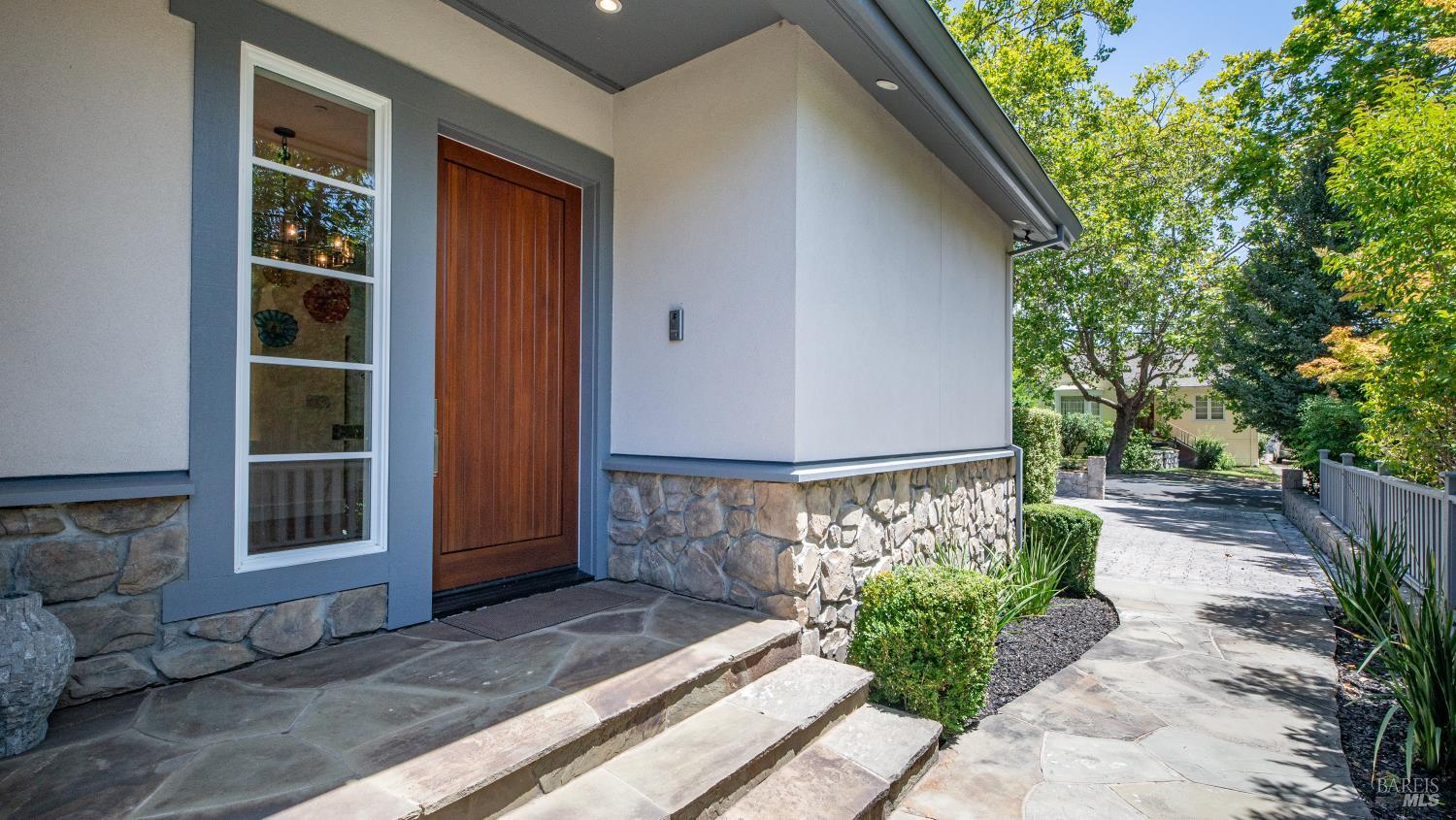 21 Eye Street San Rafael CA 94901