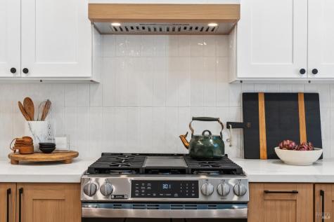 75 San Carlos Way Novato CA 94945
