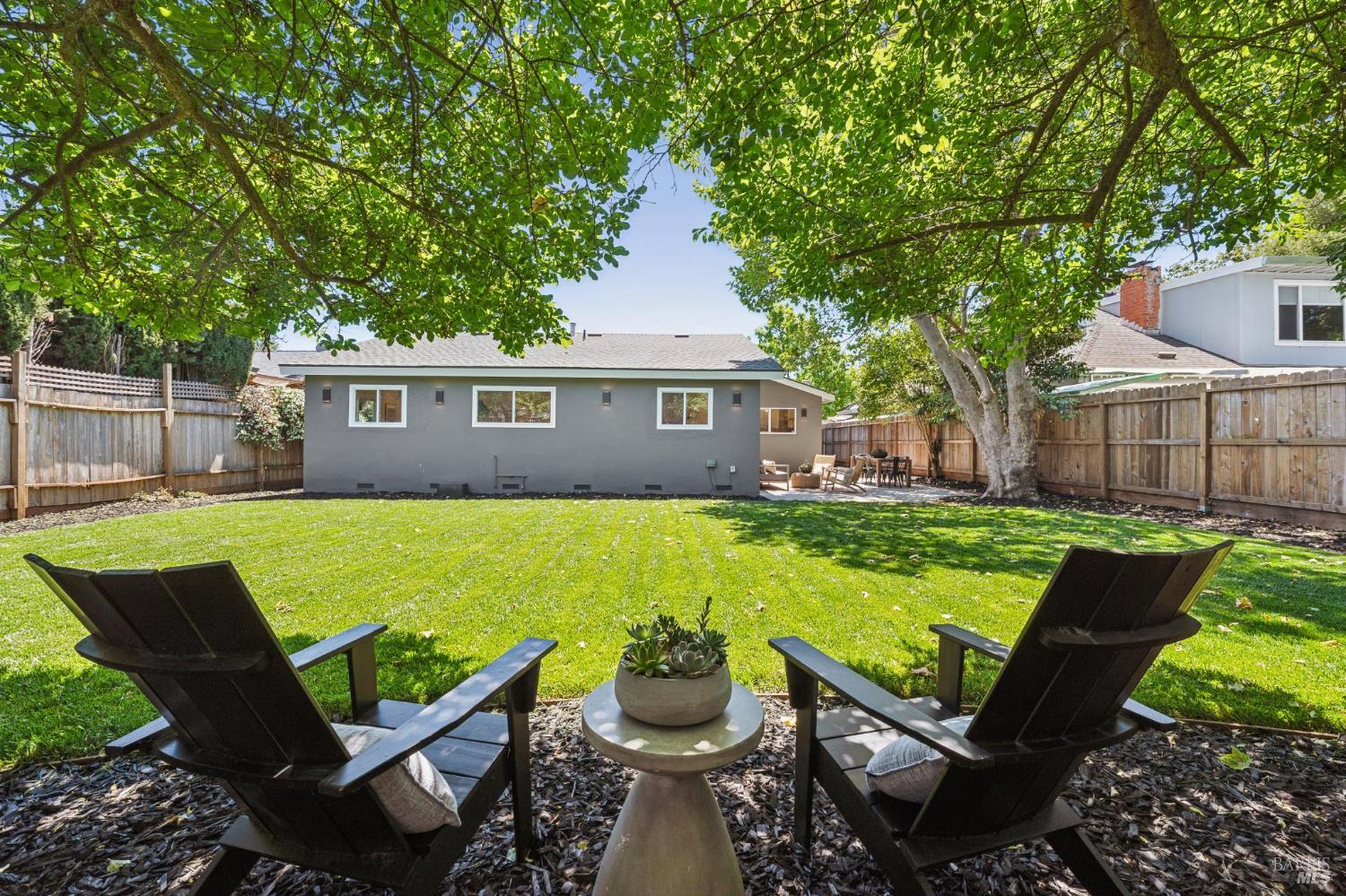 75 San Carlos Way Novato CA 94945