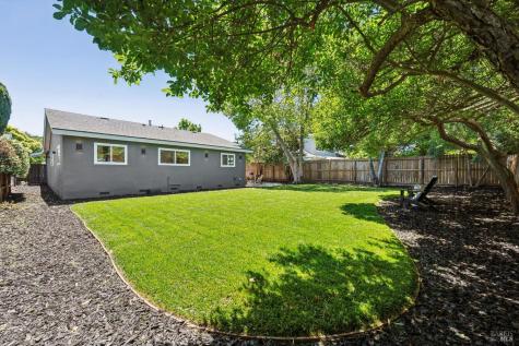 75 San Carlos Way Novato CA 94945