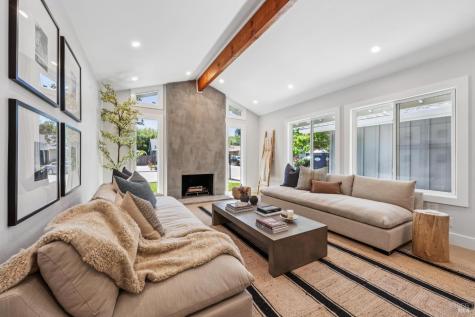 75 San Carlos Way Novato CA 94945