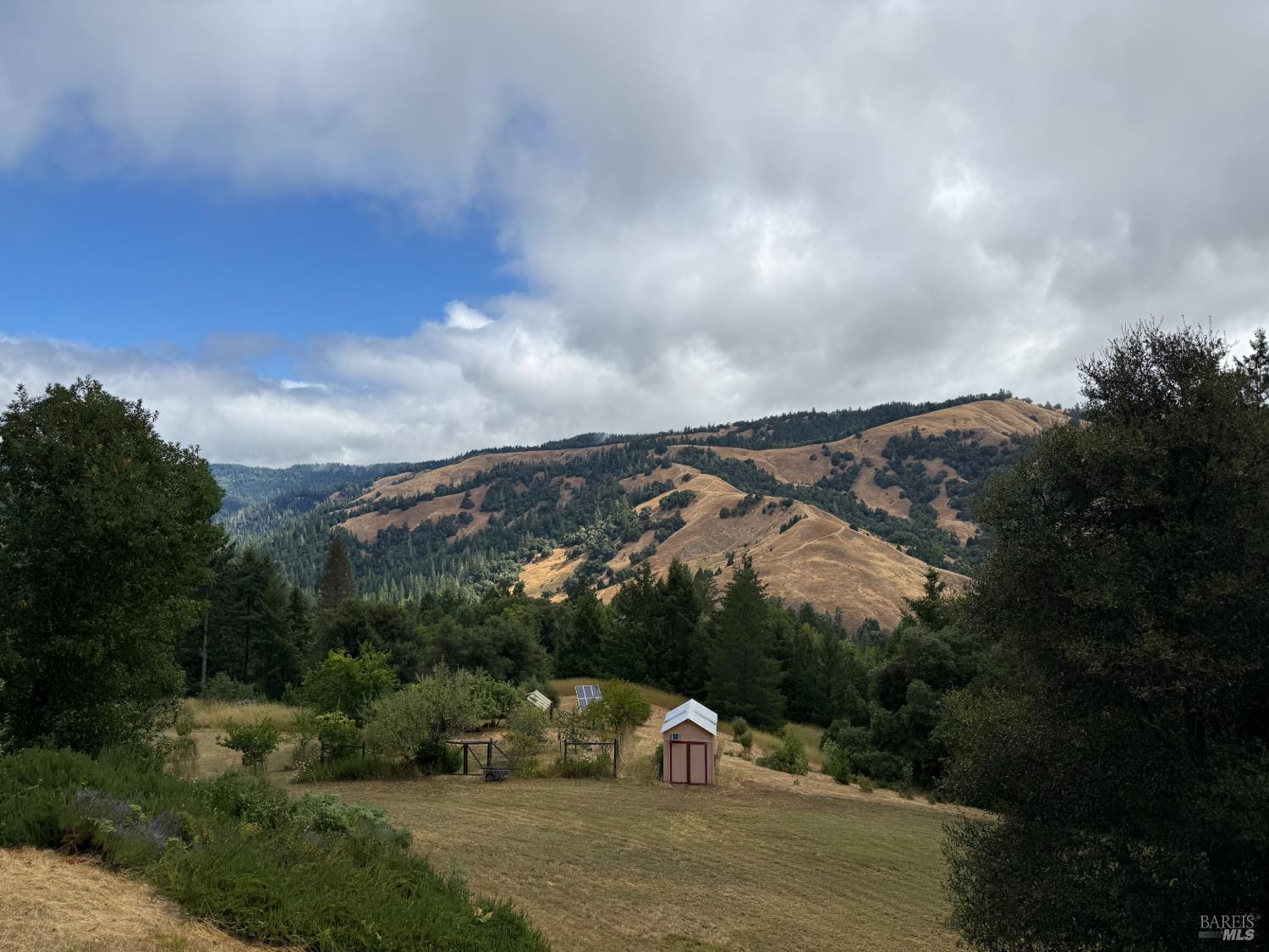 7601 Peachland Road Boonville CA 95415