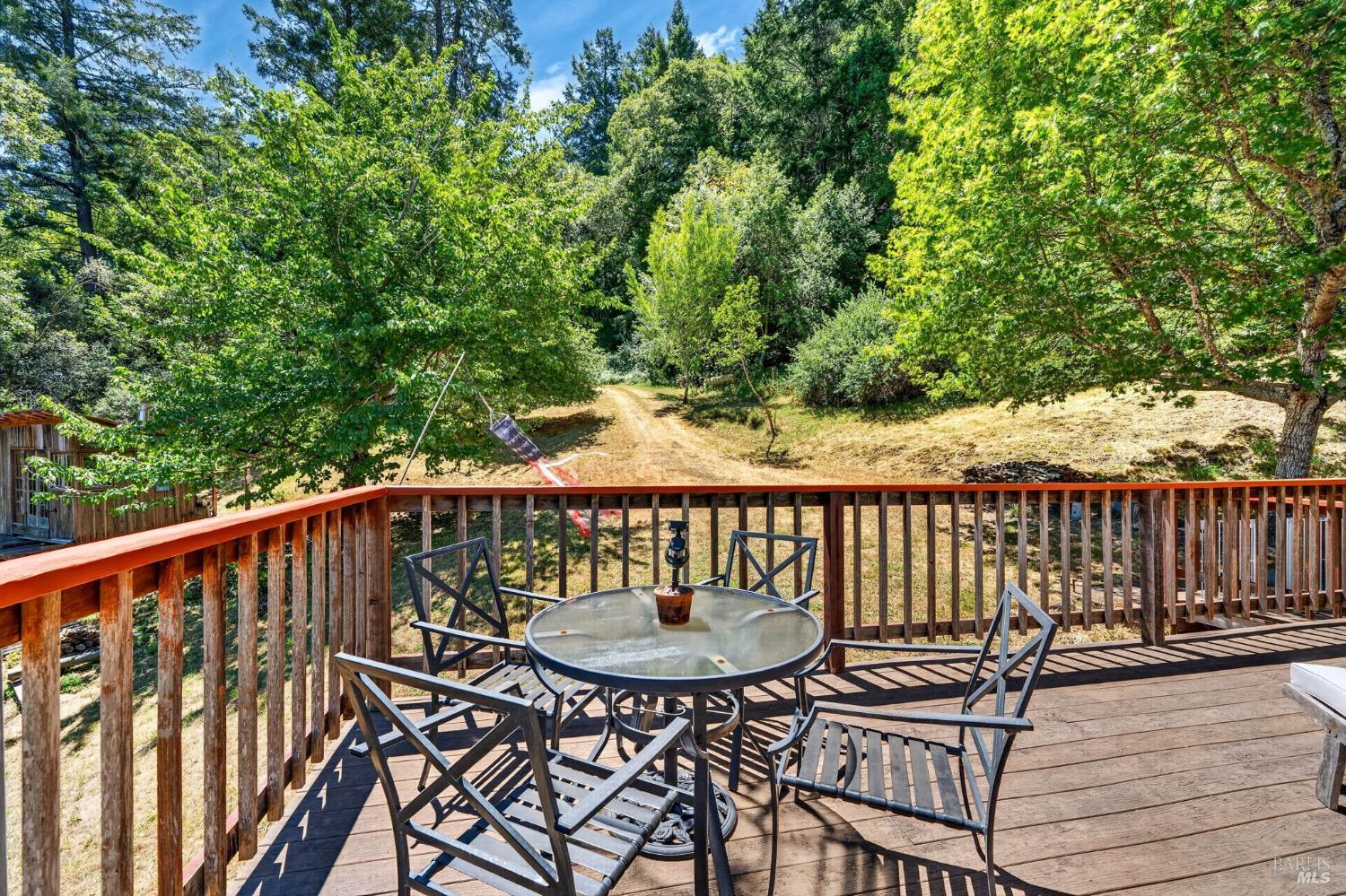 7601 Peachland Road Boonville CA 95415
