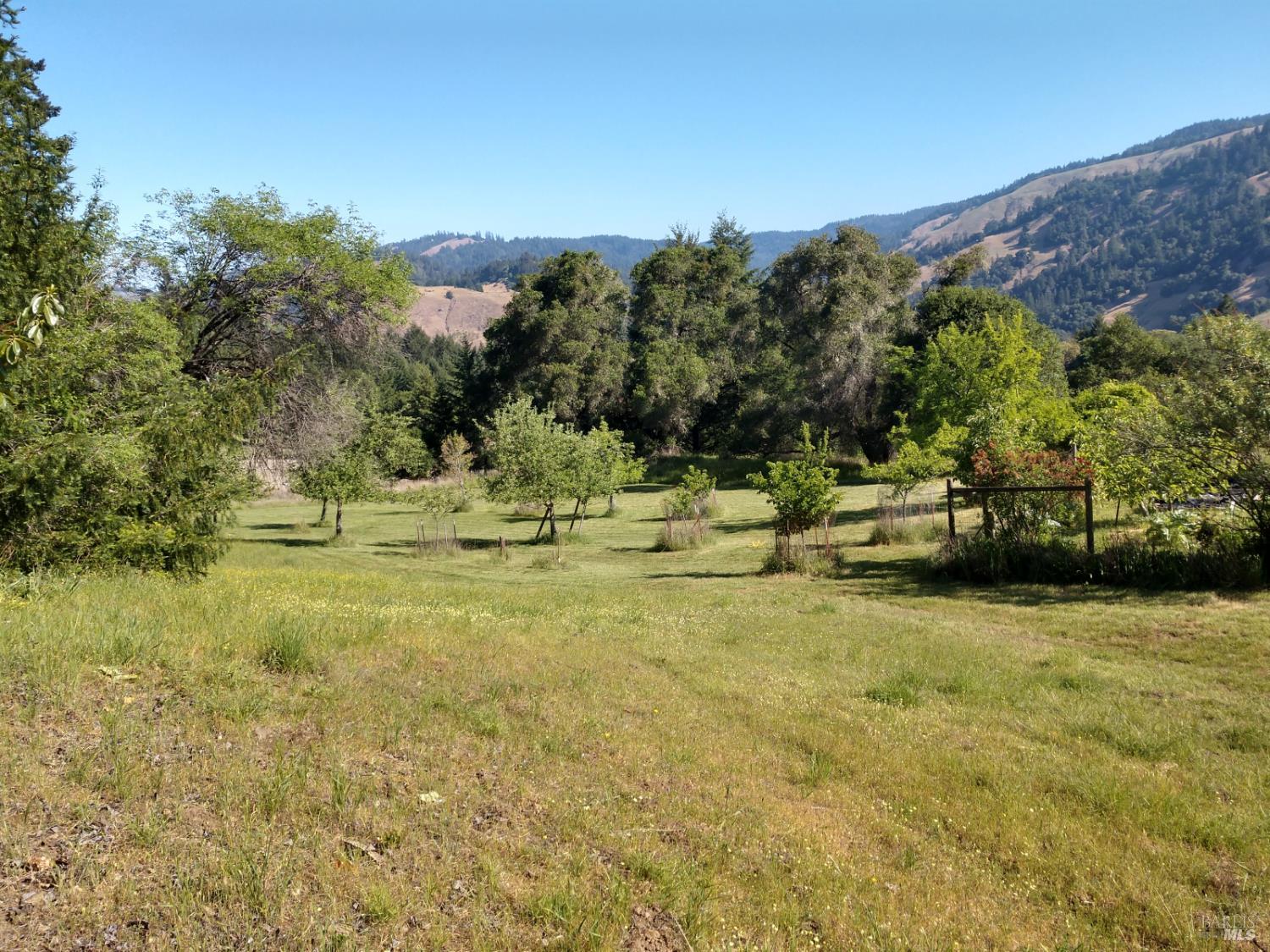7601 Peachland Road Boonville CA 95415