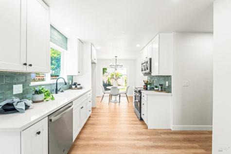 1521 Sarkesian Drive Petaluma CA 94954