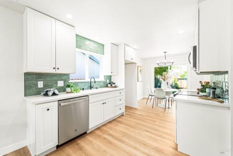 1521 Sarkesian Drive Petaluma CA 94954