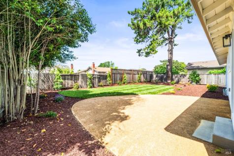 1521 Sarkesian Drive Petaluma CA 94954