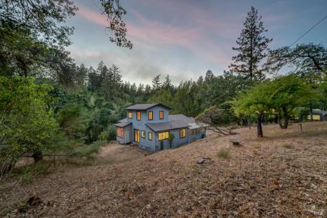 12956 Bones Lane Sebastopol CA 95472