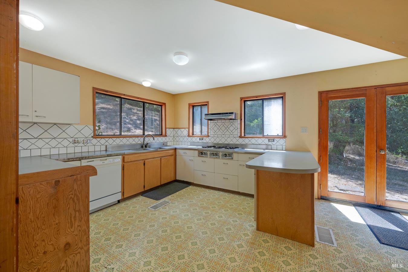 12956 Bones Lane Sebastopol CA 95472