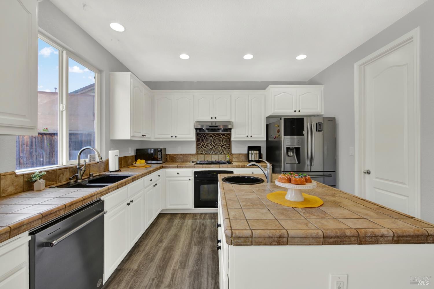 518 Canterbury Circle Vacaville CA 95687