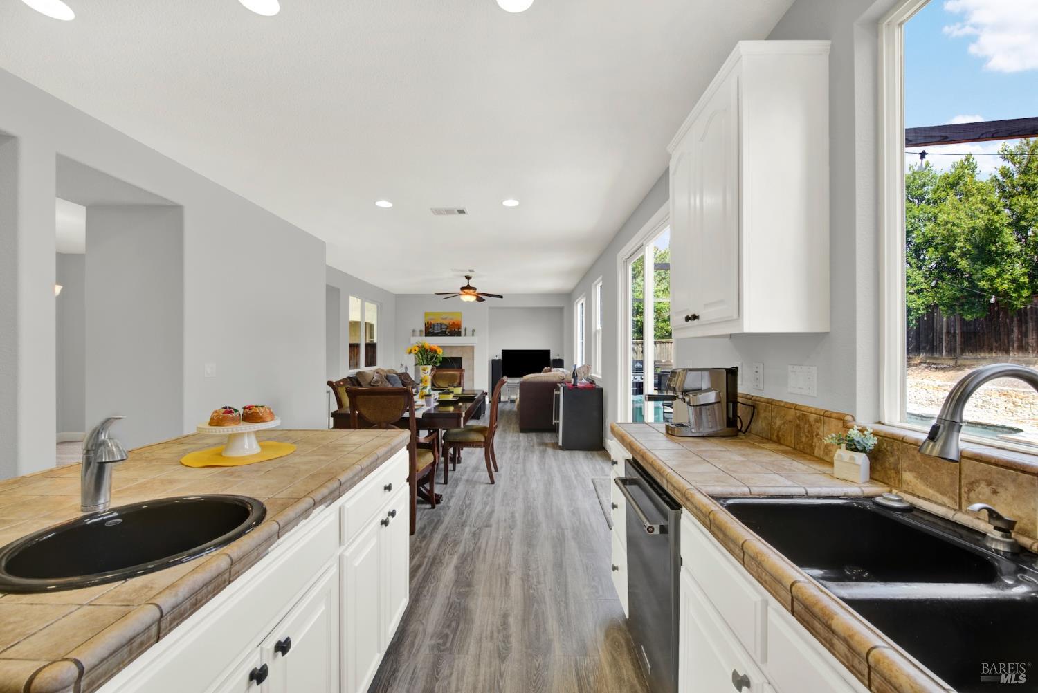 518 Canterbury Circle Vacaville CA 95687