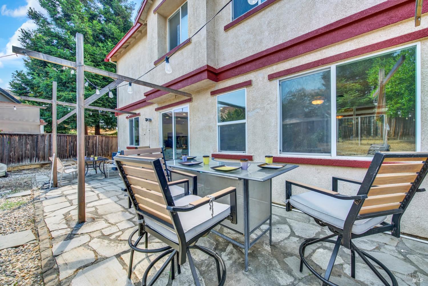 518 Canterbury Circle Vacaville CA 95687
