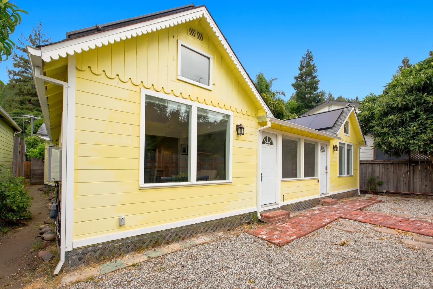 17452 Orchard Avenue Guerneville CA 95446