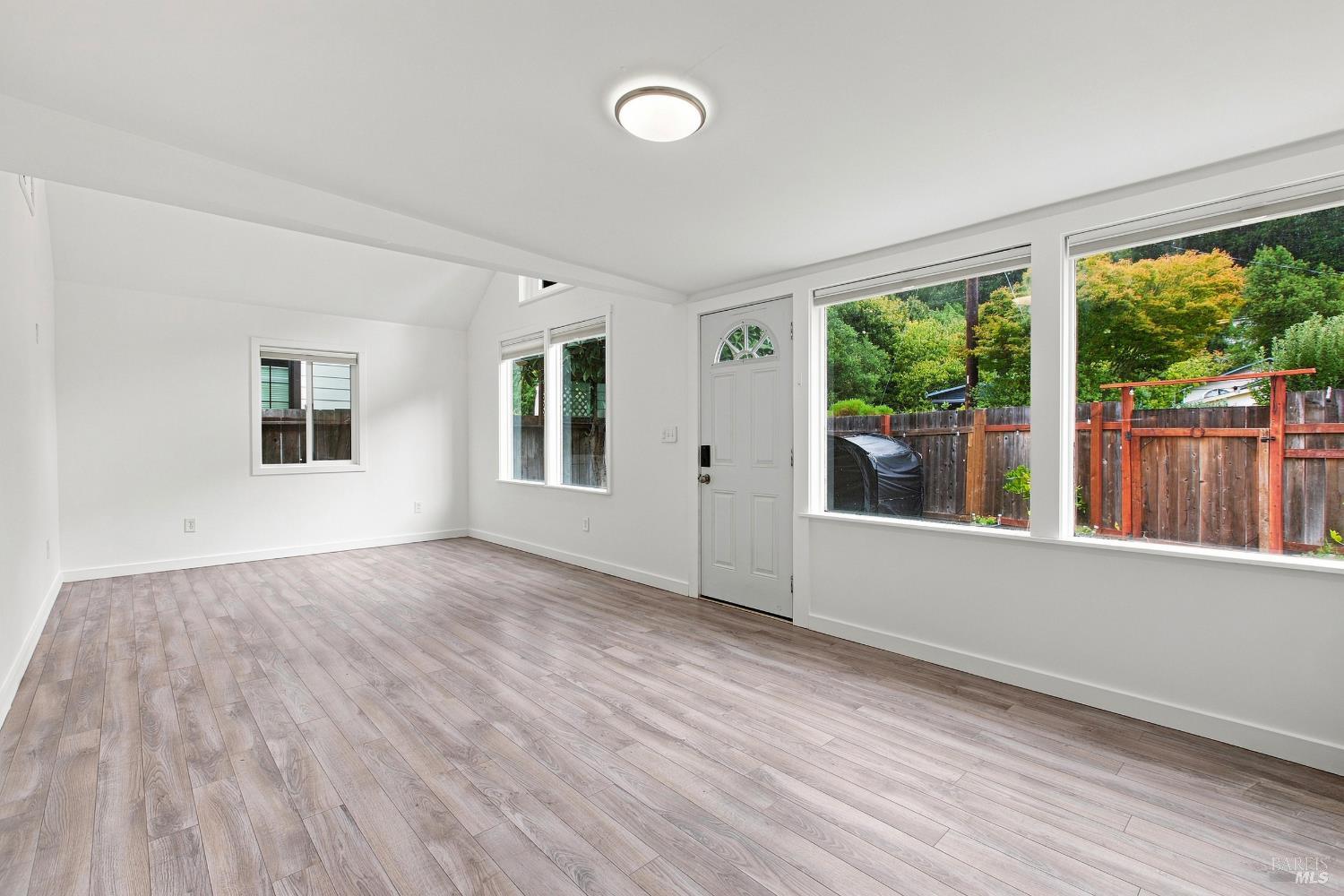 17452 Orchard Avenue Guerneville CA 95446