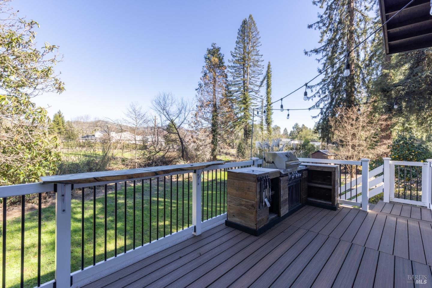 5914 Channel Drive Santa Rosa CA 95409