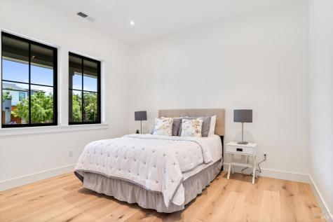 3855 Royal Manor Place Santa Rosa CA 95404