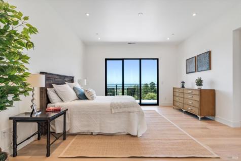 3855 Royal Manor Place Santa Rosa CA 95404