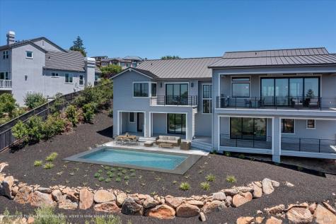 3855 Royal Manor Place Santa Rosa CA 95404