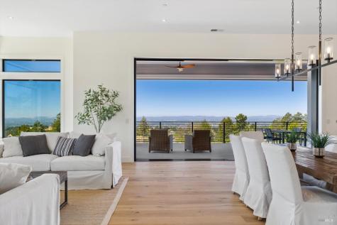 3855 Royal Manor Place Santa Rosa CA 95404