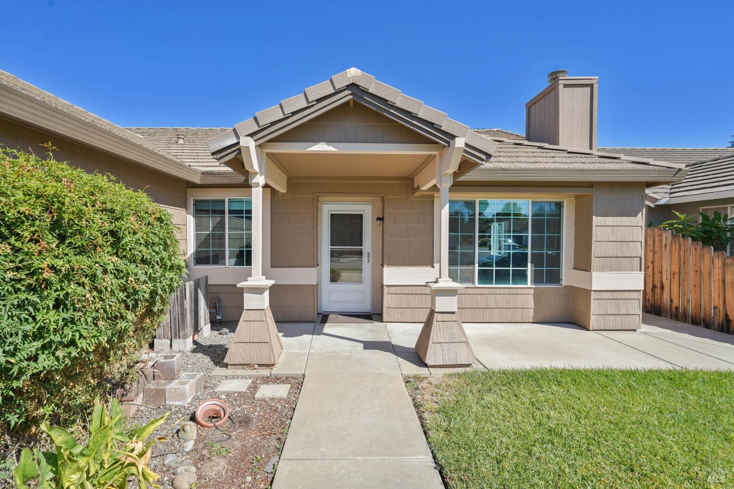 1440 Ingrid Drive Dixon CA 95620