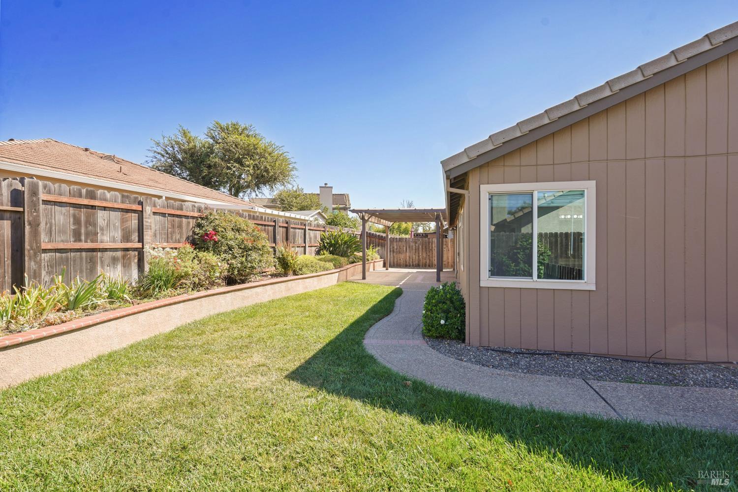 1440 Ingrid Drive Dixon CA 95620