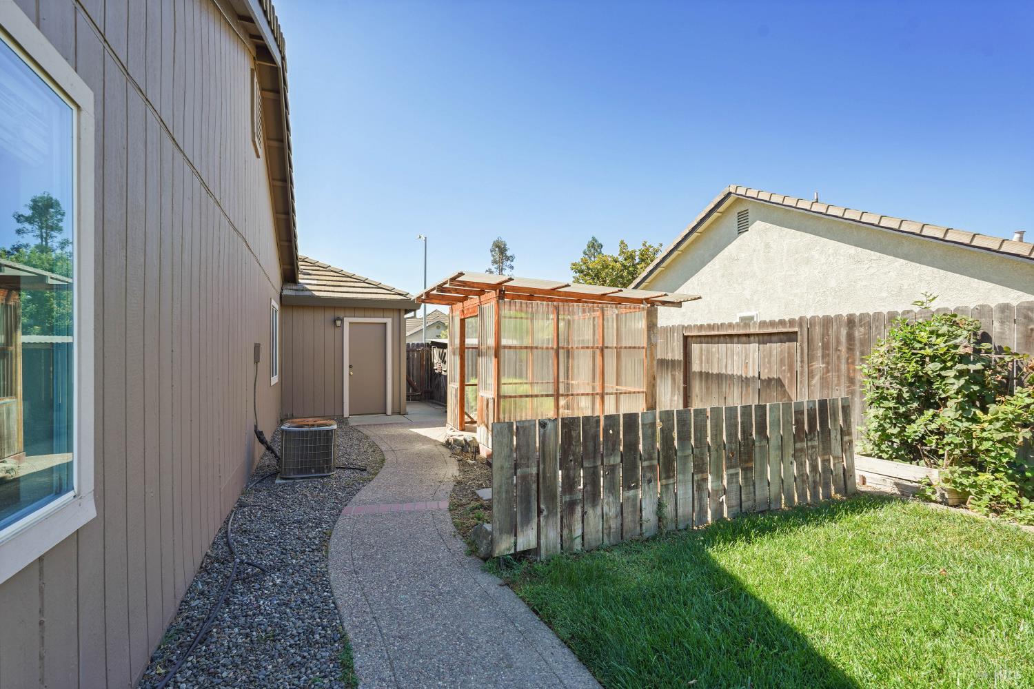 1440 Ingrid Drive Dixon CA 95620
