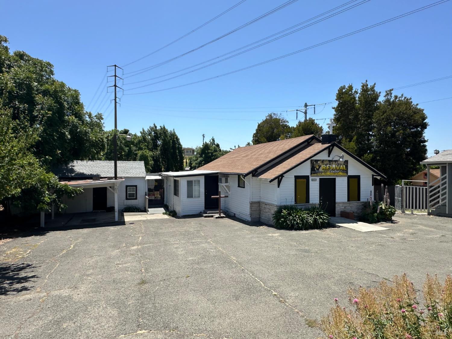 1013 Benicia Road Vallejo CA 94591