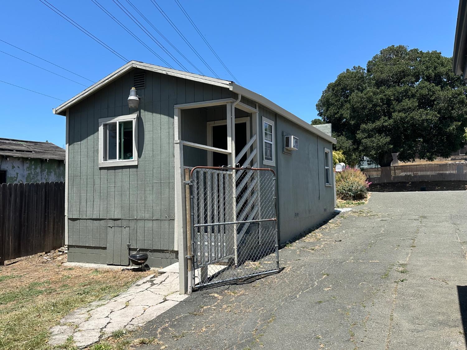 1013 Benicia Road Vallejo CA 94591