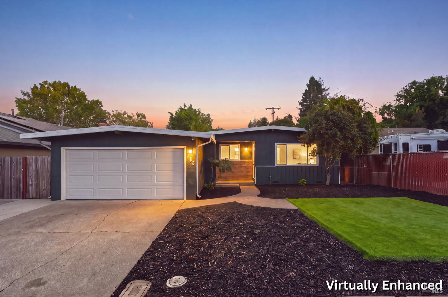 285 Hemlock Street Vacaville CA 95688
