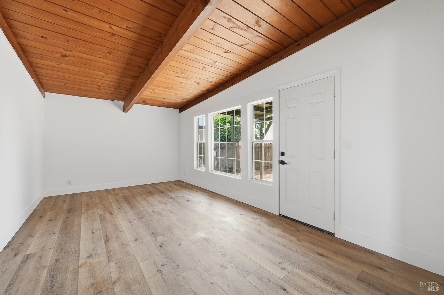 285 Hemlock Street Vacaville CA 95688