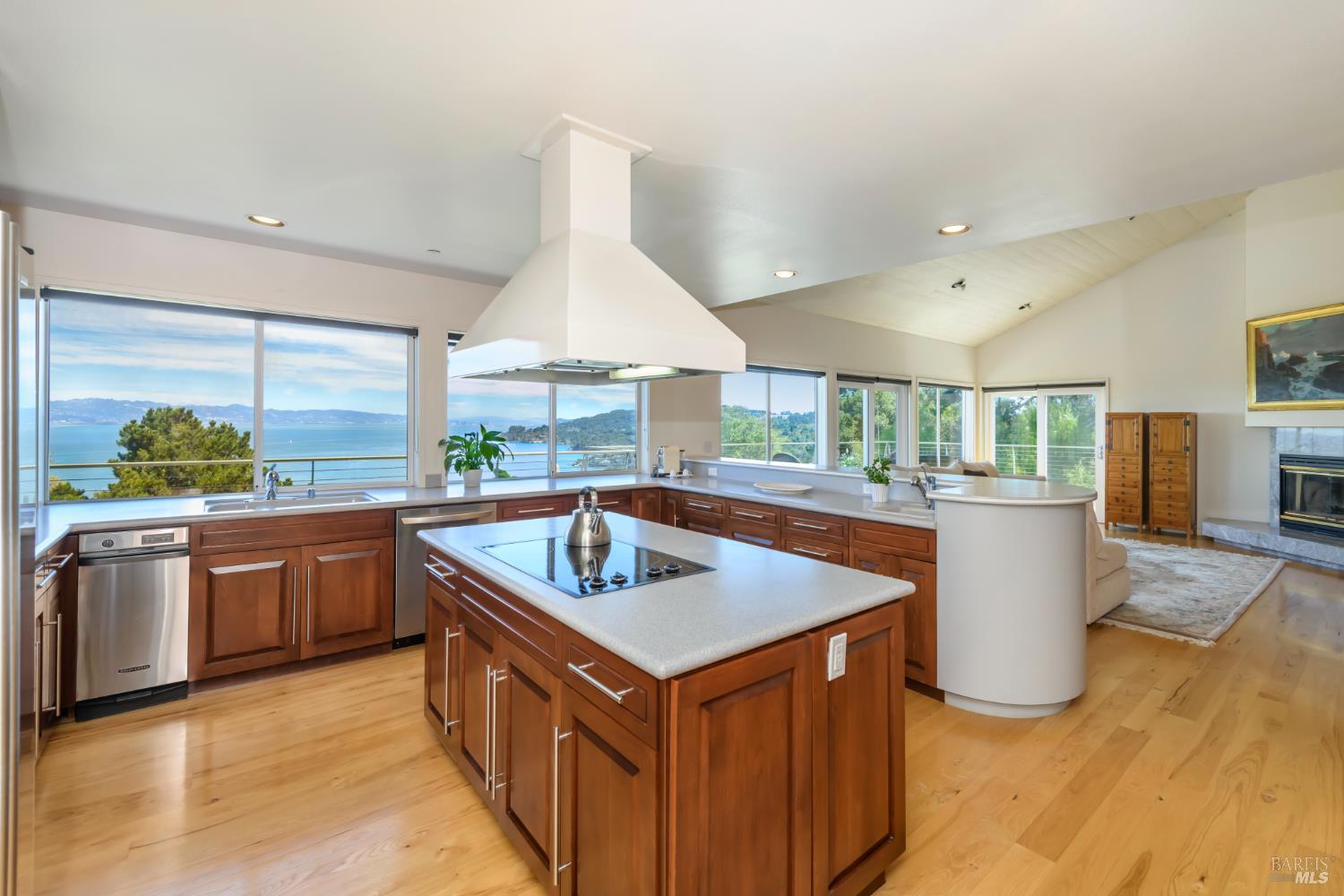 4633 Paradise Drive Tiburon CA 94920