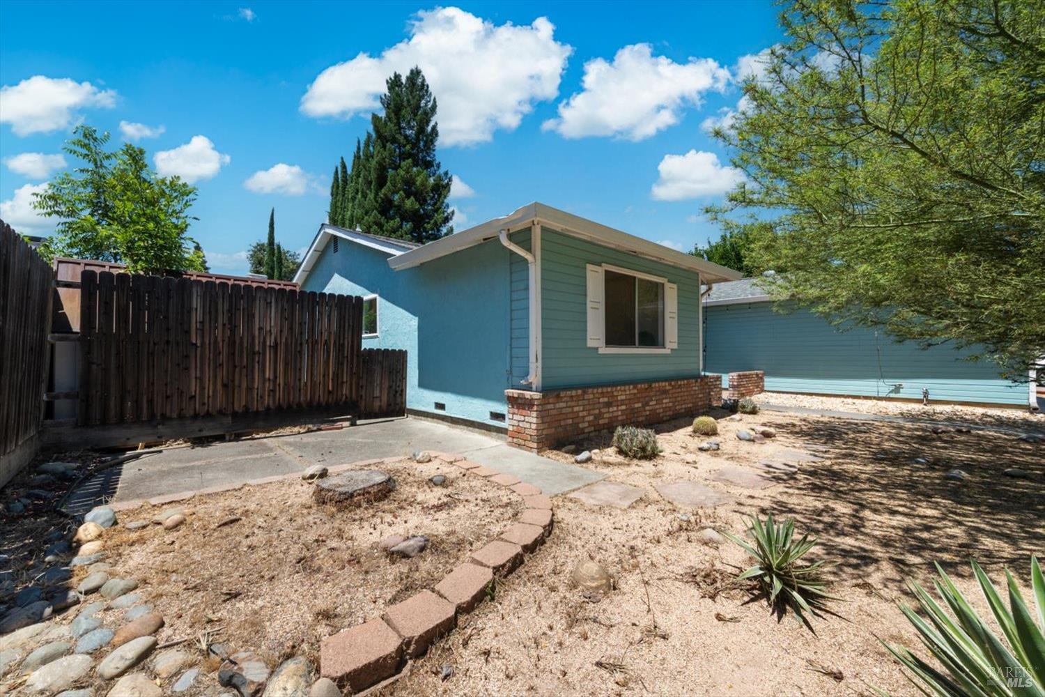 106 Northpark Drive Vacaville CA 95688