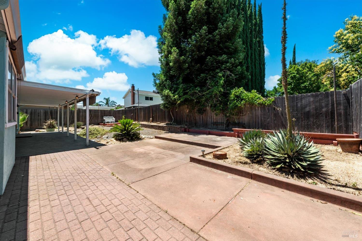 106 Northpark Drive Vacaville CA 95688