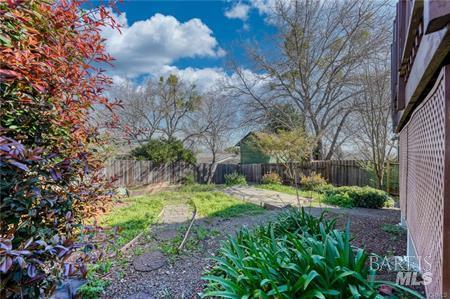 9290 Pawnee Trail Kelseyville CA 95451